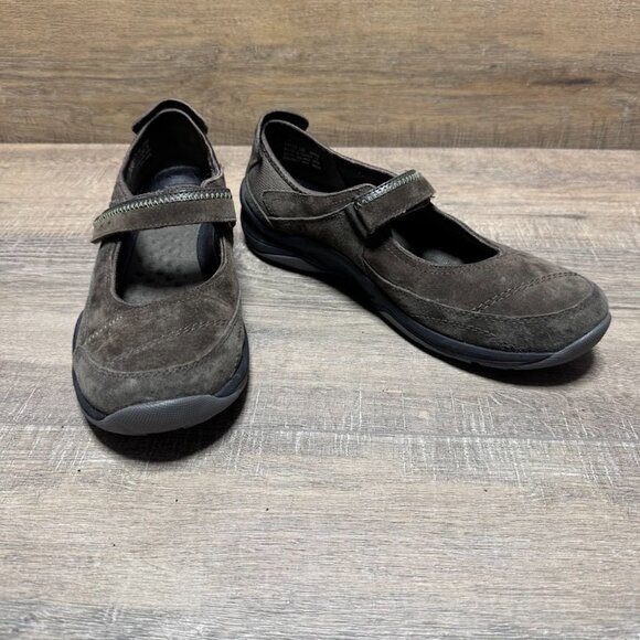 Privo by Clarks Brown Suede Mary Jane Style Shoes Women's Size 9 - Picture 6 of 7
